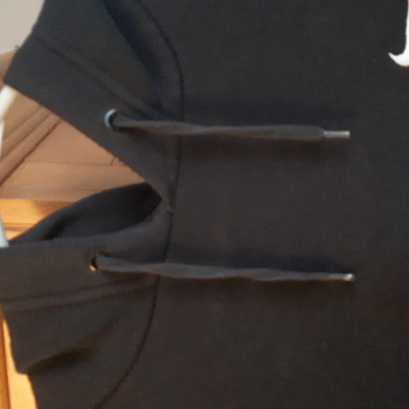 Nike Swoosh Logo Hoodie - Picture 7 of 17